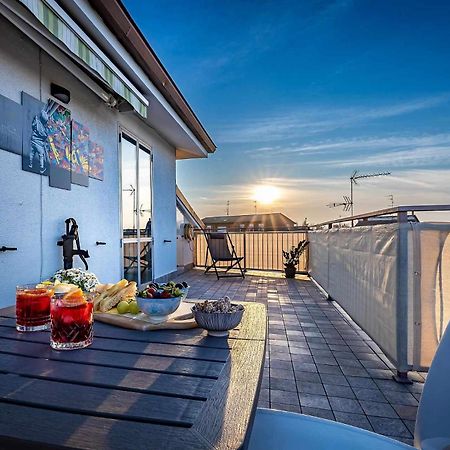 شقة Il Terrazzo Sul Tramonto Bastiglia المظهر الخارجي الصورة